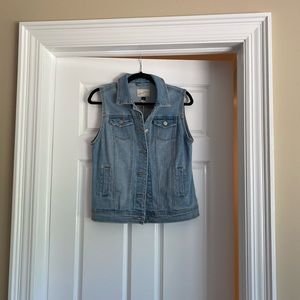 New/Tags On Women’s Denim Vest